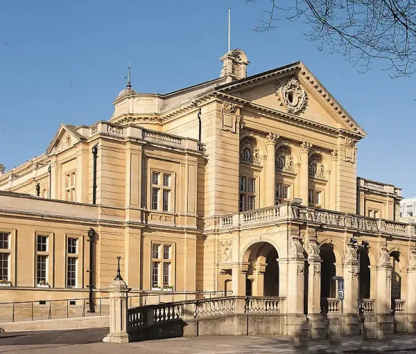 Cheltenham Town Hall